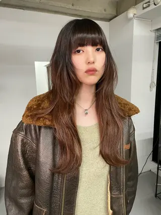 ロング カットモデル/ ハイトーン/ゆうあのヘアスタイル