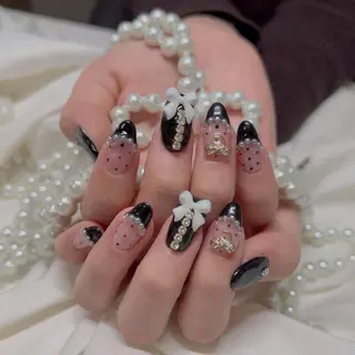 ネイル VIVIAN リサのネイルデザイン