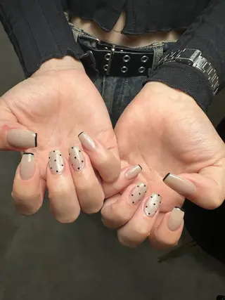 ネイル ATELIERHARLOW所属・nailist MOEのネイルデザイン