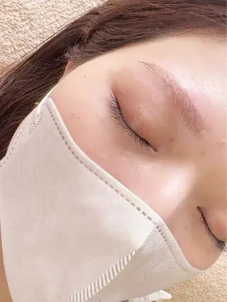 アイブロウ BLOOM所属・kana eyebrowの眉毛・アイブロウイメージ