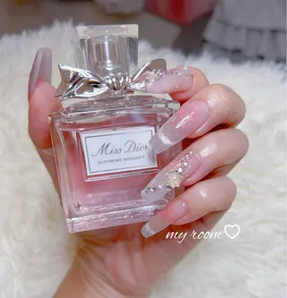 ネイル うるま市サロン Yuko Izawaのネイルデザイン