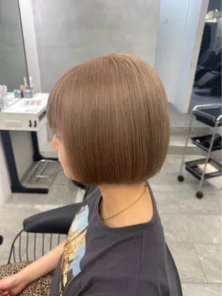 ショート カラー NILLU所属・武元 愛那のヘアスタイル