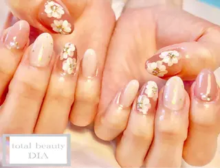 ネイル total beauty DIA所属・ネイリスト SHOKOのネイルデザイン