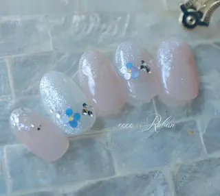 ネイル 自爪育成ネイルサロン ココリュバンのネイルデザイン