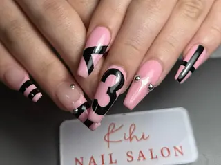 ネイル 💕鈴木ユリ パラジェル/オフ無料のネイルデザイン