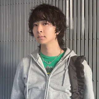 ミディアム パーマ メンズ 服に合うお洒落ヘア /GLOP リュートのヘアスタイル