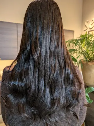 ロング seul 美容室のヘアスタイル