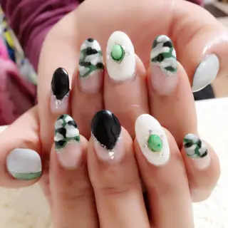 ネイル 藤 あやのネイルデザイン