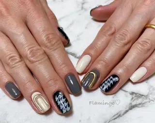 ネイル 40代からの爪に 優しい施術×自爪育成のネイルデザイン