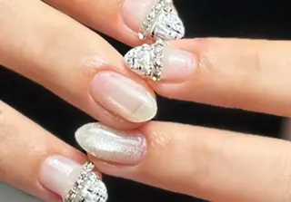 ネイル 新山 聖のネイルデザイン