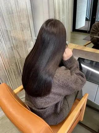 ロング カラー ライツ オオサカのヘアスタイル