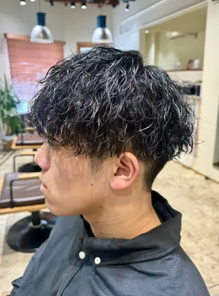 ショート パーマ 園田 将士のヘアスタイル