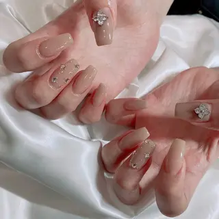 ネイル ＿WHITE+南海難波店所属・_WHITE+ 南海難波店のネイルデザイン