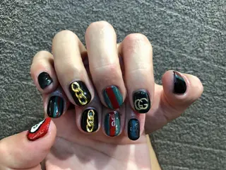 ネイル NEO Beauty Salon所属・𝐍𝐄𝐎 𝐉𝐔𝐑𝐈のネイルデザイン