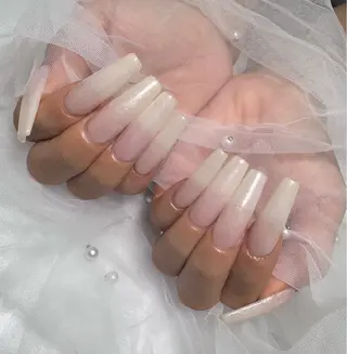 ネイル Roi〈ロワ〉 Rinneのネイルデザイン