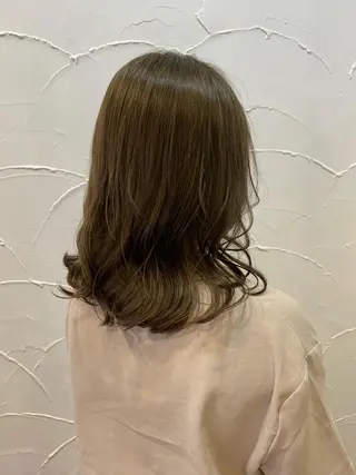 セミロング カラー 【店長】インナー指名 No.1戸塚優思のヘアスタイル