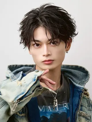 パーマ AI TOKYO men's 渋谷所属・清水 知輝のヘアスタイル