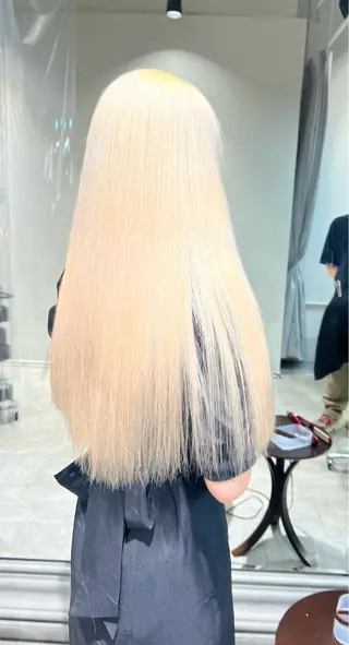 ロング カラー 🎀透明感 カラー🎀ミズキのヘアスタイル