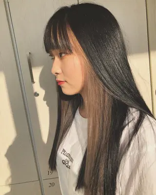 ロング レイフィールド岡崎稲熊店所属・T Akaneのヘアスタイル