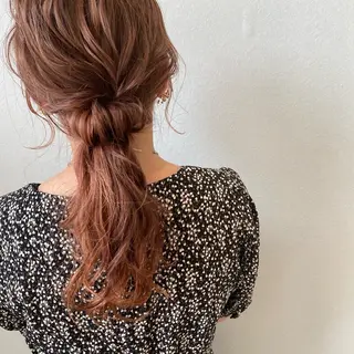 セミロング SARA 【大阪梅田】のヘアスタイル