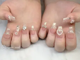 ネイル Blossom  nail所属・A yuのネイルデザイン