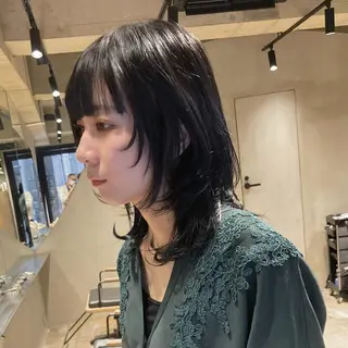 ミディアム 🌈圧倒的デザイン力 内井省吾のヘアスタイル