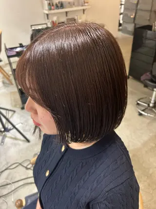 ミディアム アワタケ リンのヘアスタイル