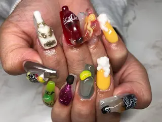 ネイル Nailsalon SKiのネイルデザイン