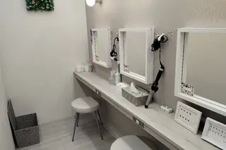 D-salon梅田店所属・D-salon梅田 東條のマツエク・マツパデザイン