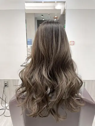 ロング カラー JILL by GiseL/天神のヘアスタイル