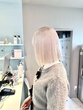 ショート カラー 🪄池袋ハイトーン 🪄ブリーチカラーのヘアスタイル