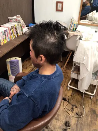 ショート 香川 裕基のヘアスタイル