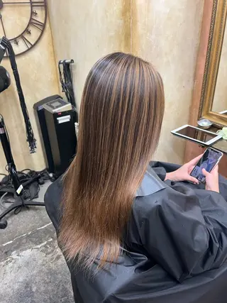 ロング ともざねゆか UniQ/岡山駅のヘアスタイル