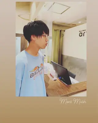 ショート メンズ ハイライト/インナー /ブリーチ/レイヤーのヘアスタイル