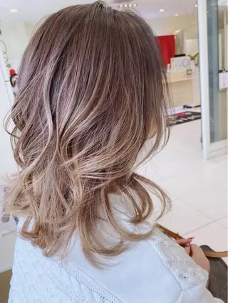 ミディアム カラー MODE K's松原 YUMIのヘアスタイル