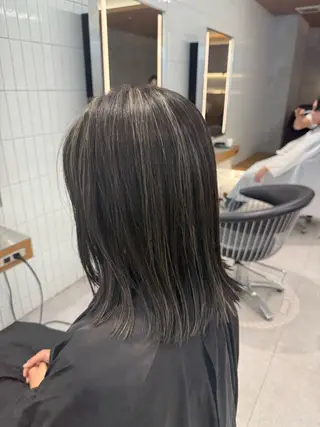 ミディアム カラー nico TOKYO所属・ニュアンス/ センターパート/イノのヘアスタイル