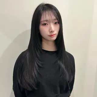 ロング 🌹ハッシュカット、 レイヤー韓国ヘア🌹のヘアスタイル