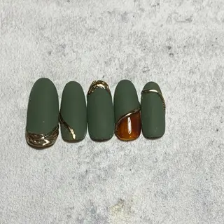 ネイル atelier　FIORITURA所属・FIORITURA aiのネイルデザイン