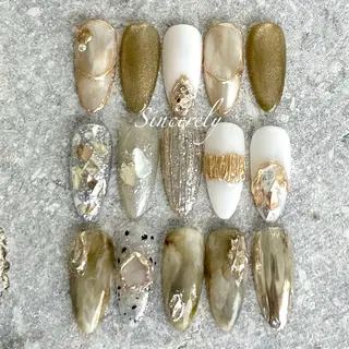 ネイル Sincerely ☺︎のネイルデザイン