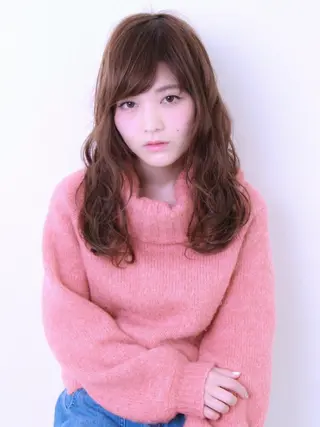 ロング 中林 由佳のヘアスタイル