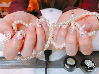 ミディアム ネイル 長さ出し専門 nynaのネイルデザイン