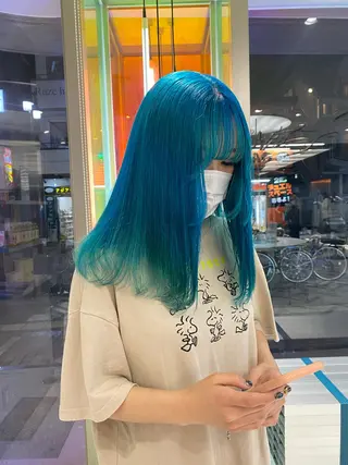 ロング カラー フェザーショート⚡️ REONのヘアスタイル