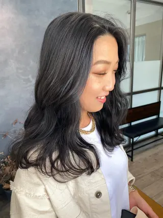 セミロング ハイトーンボブ Mizuki.のヘアスタイル