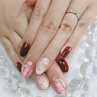 ネイル 柴崎 美幸のネイルデザイン