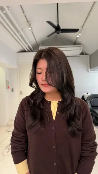 ロング カラー naturalカラー / Rukaのヘアスタイル