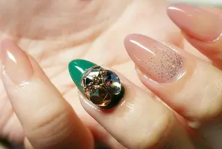 ネイル 柴田 彩のネイルデザイン