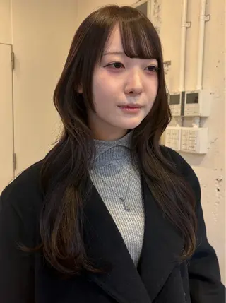 ロング カラー RIN／韓国ヘア レイヤーカットのヘアスタイル