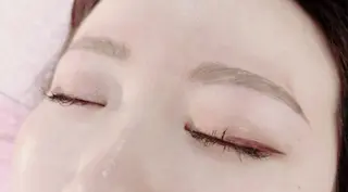 アイブロウ スマイリー所属・まつげ眉毛専門店 スマイリーの眉毛・アイブロウイメージ