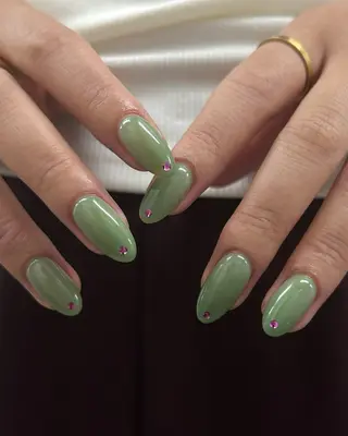 ネイル nagi .のネイルデザイン