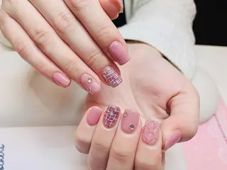 ネイル Ui_Amor (パラジェル)のネイルデザイン